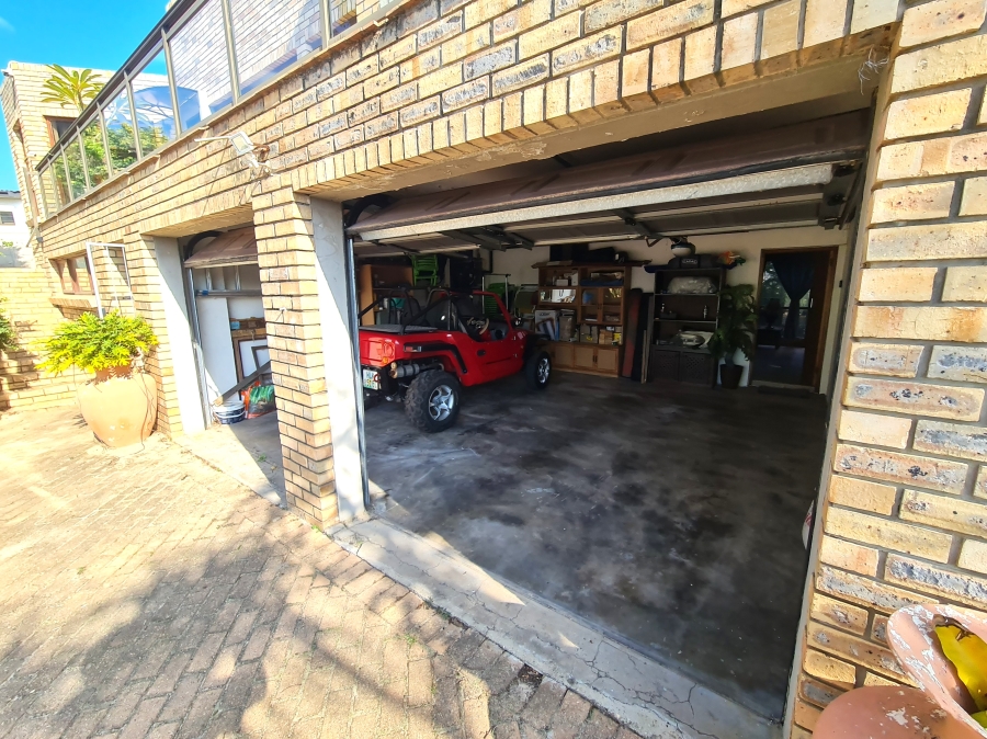 4 Bedroom Property for Sale in Ferreira Town Eastern Cape
